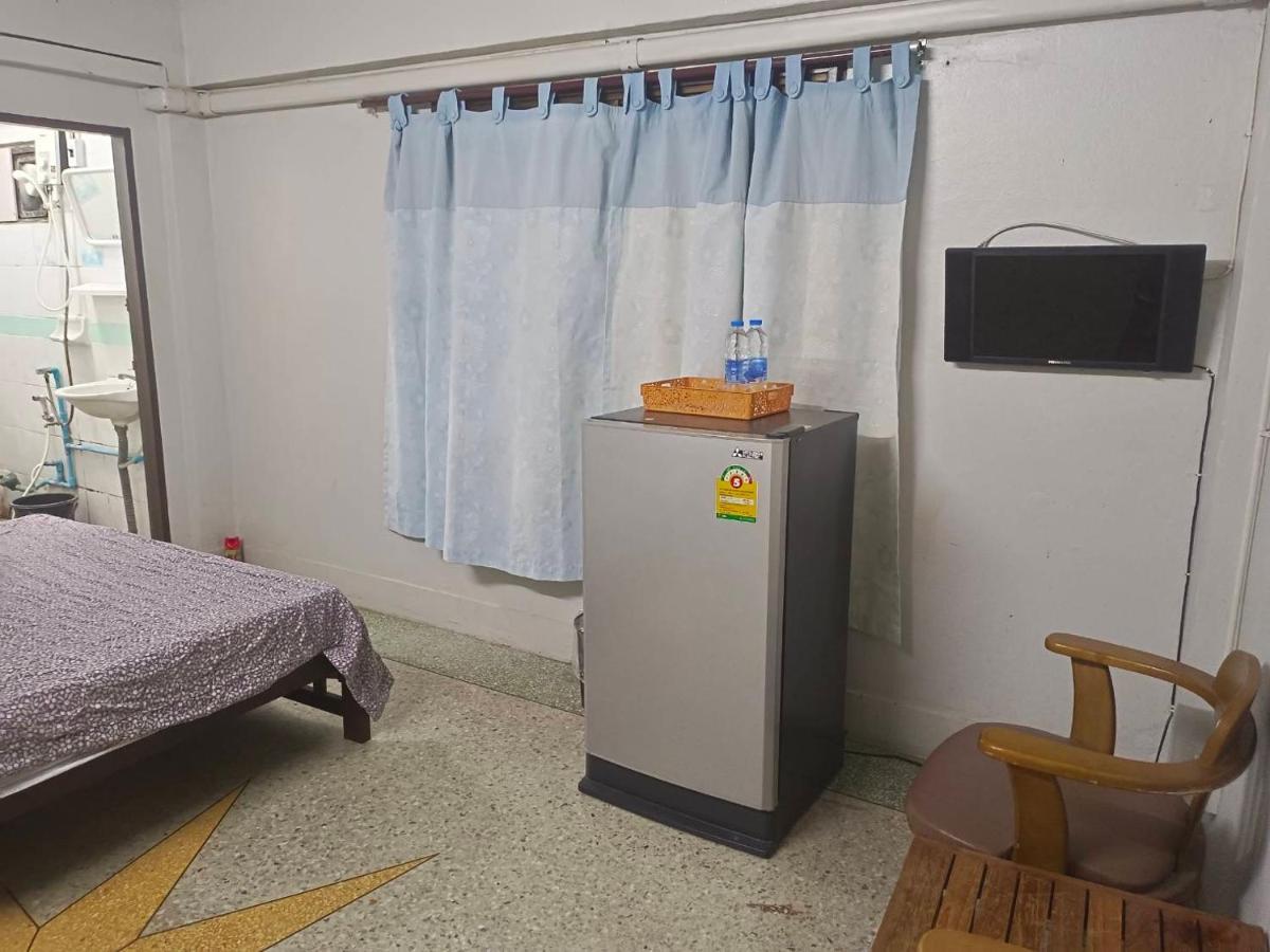 בנגקוק ห้องพักสุขสบายวังหลัง מראה חיצוני תמונה